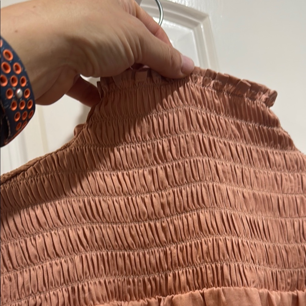 NWOT Lisa Rinna Collection Ruched High Neck Sleeveless Top in Dark Peachy Mauve - Picture 3 of 6
